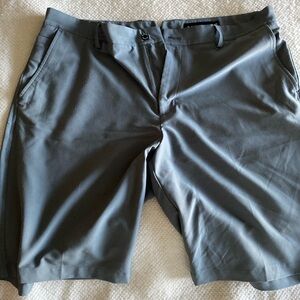 Never worn Dunning golf shorts blue/gray. 36”